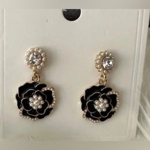Black & White Camellia Flower & Pearl Classic Dangle Earrings